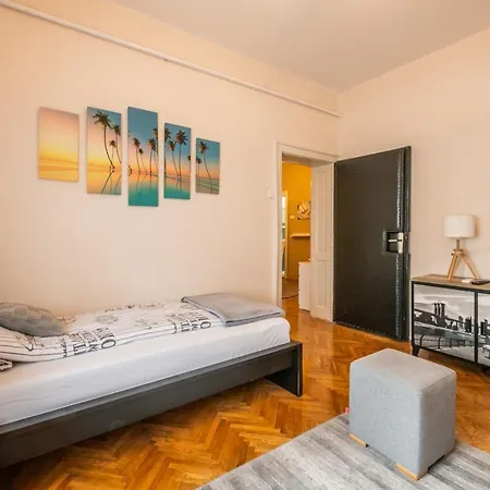 Neimar Apartment With Great Wi-Fi And Free Parking Belgrade Exterior photo