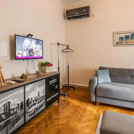 Neimar Apartment With Great Wi-Fi And Free Parking Belgrade Exterior photo